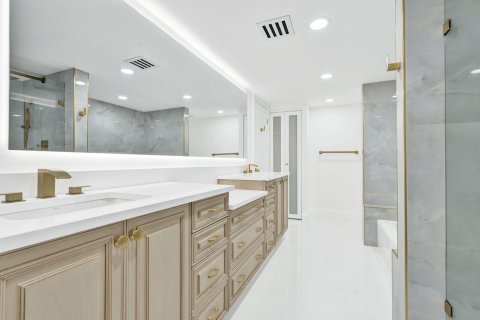 Купить кондоминиум в Норт-Палм-Бич, Флорида 6 комнат, 175.03м2, № 2083653 - фото 27