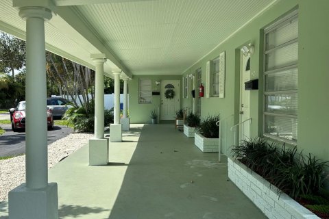 Immobilier commercial à vendre à Fort Lauderdale, Floride: 224.64 m2 № 2355543 - photo 2