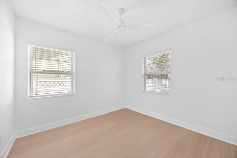 House in Orlando, Florida 3 bedrooms, 89.74 sq.m. № 1869245 - photo 26