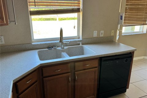 House in Riverview, Florida 4 bedrooms, 218.51 sq.m. № 2092231 - photo 8