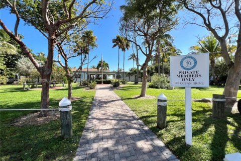 Copropriété à louer à Key Biscayne, Floride: 1 chambre, 56.48 m2 № 2010898 - photo 15