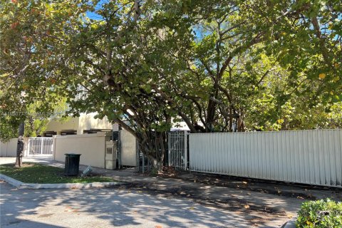 Copropriété à louer à Key Biscayne, Floride: 1 chambre, 56.48 m2 № 2010898 - photo 14