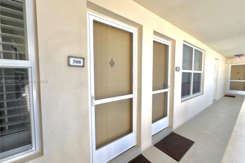 Copropriété à louer à Key Biscayne, Floride: 1 chambre, 56.48 m2 № 2010898 - photo 11