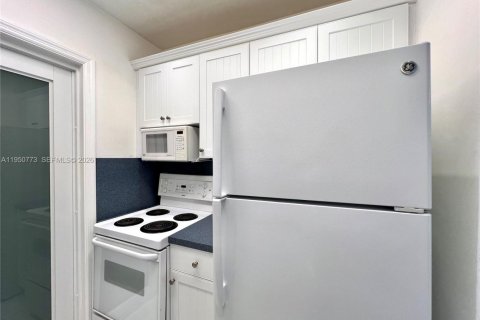 Copropriété à louer à Key Biscayne, Floride: 1 chambre, 56.48 m2 № 2010898 - photo 7