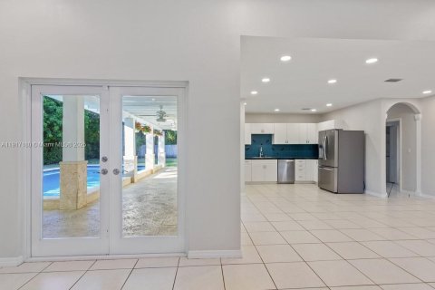 Снять в аренду виллу или дом в Пайнкрест, Флорида 4 спальни, 213.58м2, № 1972908 - фото 4