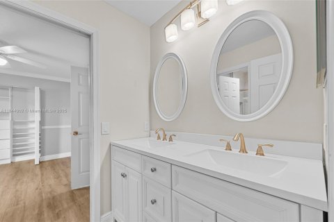 Casa en venta en Weston, Florida, 5 dormitorios, 281.22 m2 № 1839205 - foto 29