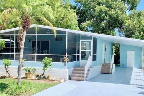 Apartamento en alquiler en Key Largo, Florida, 2 dormitorios, 80.27 m2 № 1947120 - foto 2