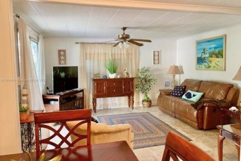 Apartamento en alquiler en Key Largo, Florida, 2 dormitorios, 80.27 m2 № 1947120 - foto 3