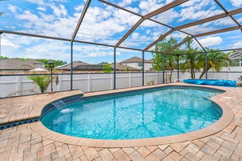 House in Tampa, Florida 4 bedrooms, 180.88 sq.m. № 2209054 - photo 27