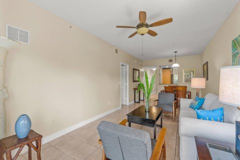 Copropriété à louer à St. Lucie, Floride: 2 chambres, 122.26 m2 № 2275362 - photo 14
