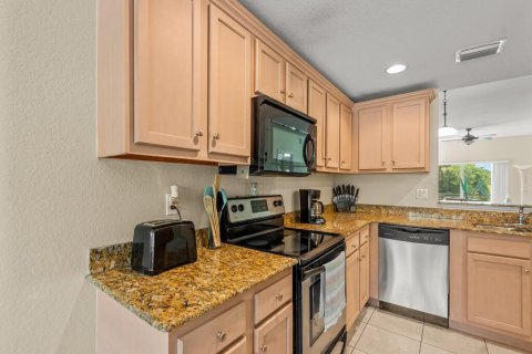 Copropriété à louer à St. Lucie, Floride: 2 chambres, 122.26 m2 № 2275362 - photo 4