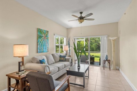 Copropriété à louer à St. Lucie, Floride: 2 chambres, 122.26 m2 № 2275362 - photo 8