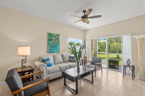 Copropriété à louer à St. Lucie, Floride: 2 chambres, 122.26 m2 № 2275362 - photo 10