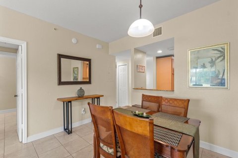 Copropriété à louer à St. Lucie, Floride: 2 chambres, 122.26 m2 № 2275362 - photo 11