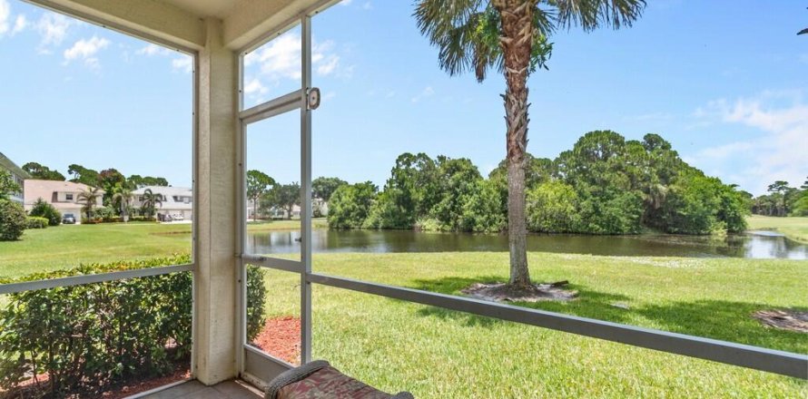 Condo à St. Lucie, Floride, 2 chambres № 2275362
