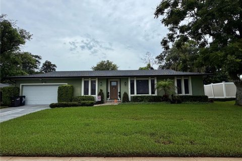 House in Altamonte Springs, Florida 3 bedrooms, 159.14 sq.m. № 2267254