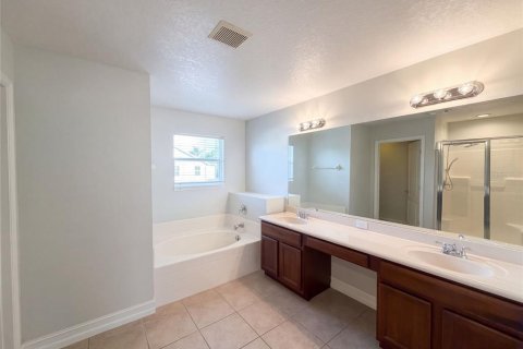Casa en venta en Saint Cloud, Florida, 3 dormitorios, 219.81 m2 № 2384292 - foto 19