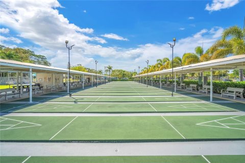 Condo in Deerfield Beach, Florida, 1 bedroom  № 2061727 - photo 18