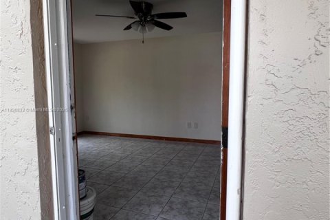 Copropriété à vendre à Miami, Floride: 1 chambre, 60.39 m2 № 1797563 - photo 10