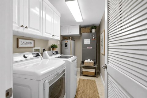 Condo in Ponce Inlet, Florida, 3 bedrooms № 2208925 - photo 23