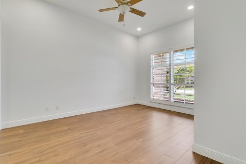 Villa ou maison à vendre à Jupiter, Floride: 4 chambres, 265.14 m2 № 2249713 - photo 24