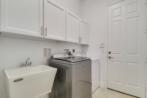 Villa ou maison à vendre à Jupiter, Floride: 4 chambres, 265.14 m2 № 2249713 - photo 30