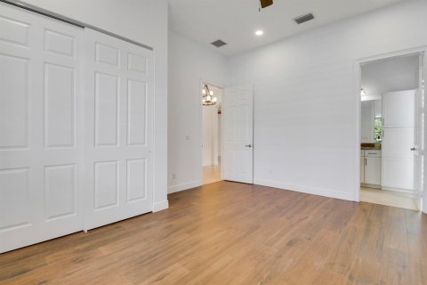 Villa ou maison à vendre à Jupiter, Floride: 4 chambres, 265.14 m2 № 2249713 - photo 25