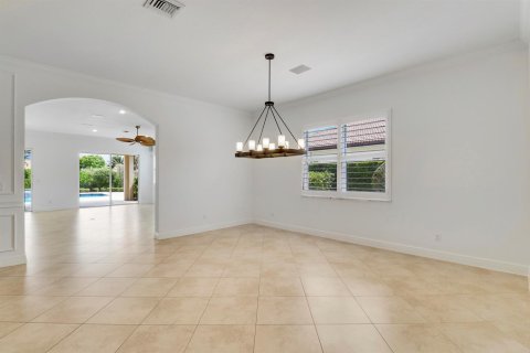 Villa ou maison à vendre à Jupiter, Floride: 4 chambres, 265.14 m2 № 2249713 - photo 7
