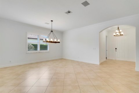 Villa ou maison à vendre à Jupiter, Floride: 4 chambres, 265.14 m2 № 2249713 - photo 2