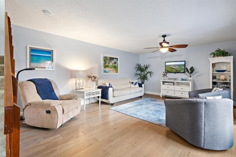 Touwnhouse à vendre à Stuart, Floride: 2 chambres, 130.06 m2 № 2251081 - photo 4