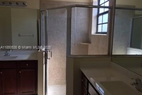 Townhouse in Tamarac, Florida 3 bedrooms, 139.82 sq.m. № 1877762 - photo 26