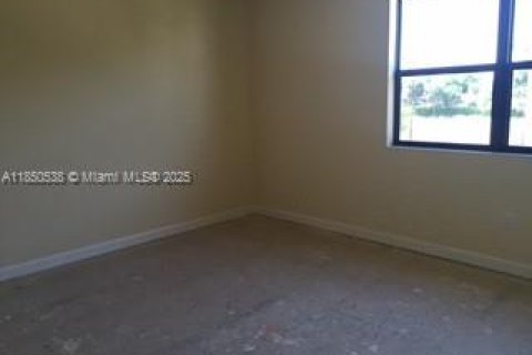 Townhouse in Tamarac, Florida 3 bedrooms, 139.82 sq.m. № 1877762 - photo 15