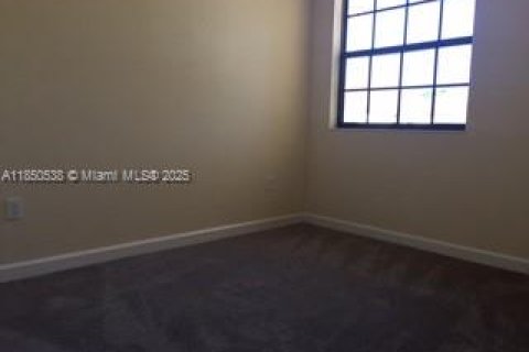 Townhouse in Tamarac, Florida 3 bedrooms, 139.82 sq.m. № 1877762 - photo 29