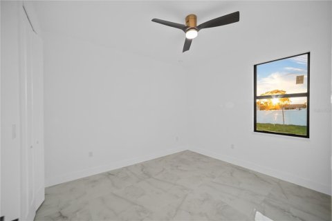 Villa ou maison à vendre à Cape Coral, Floride: 3 chambres, 128.86 m2 № 1266115 - photo 15