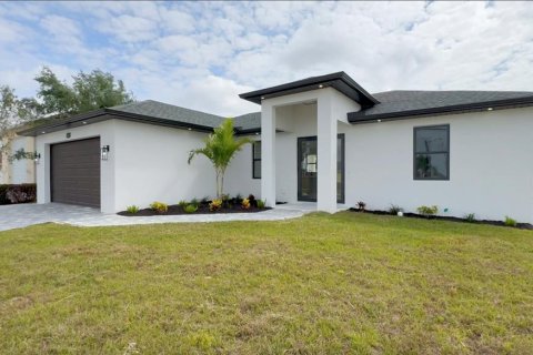 Villa ou maison à vendre à Cape Coral, Floride: 3 chambres, 128.86 m2 № 1266115 - photo 1
