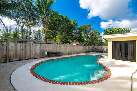 Casa en venta en Sunrise, Florida, 4 dormitorios, 184.5 m2 № 1958266 - foto 26