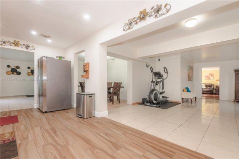 Casa en venta en Sunrise, Florida, 4 dormitorios, 184.5 m2 № 1958266 - foto 7