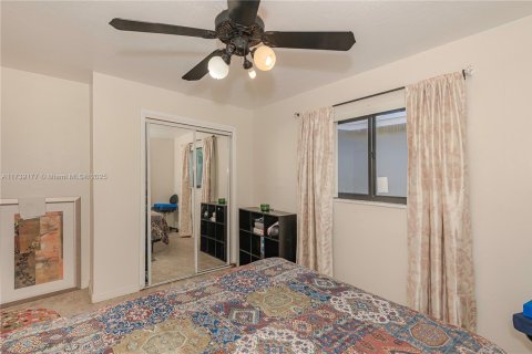 Casa en venta en Sunrise, Florida, 4 dormitorios, 184.5 m2 № 1958266 - foto 23