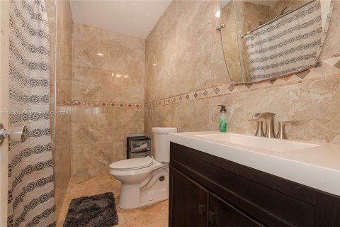 Casa en venta en Sunrise, Florida, 4 dormitorios, 184.5 m2 № 1958266 - foto 15