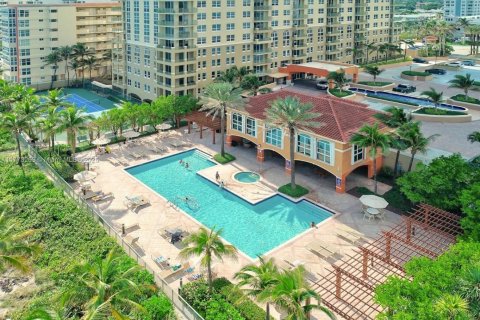 Снять в аренду кондоминиум в Халландейл-Бич, Флорида 2 спальни, 110.55м2, № 2015157 - фото 21