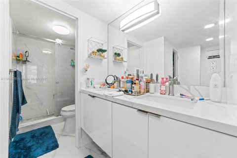 Copropriété à vendre à Hollywood, Floride: 2 chambres, 101.73 m2 № 2012845 - photo 12