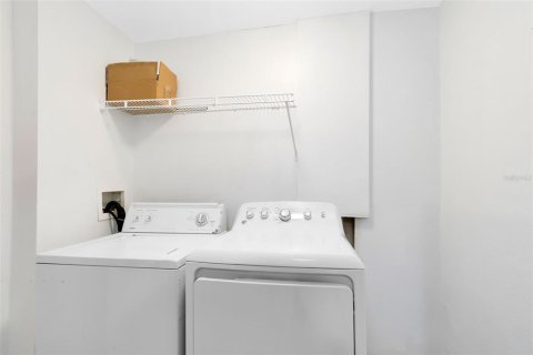 Copropriété à vendre à Orlando, Floride: 4 chambres, 138.33 m2 № 1520490 - photo 27