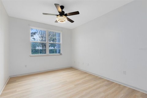 Copropriété à vendre à Orlando, Floride: 4 chambres, 138.33 m2 № 1520490 - photo 24
