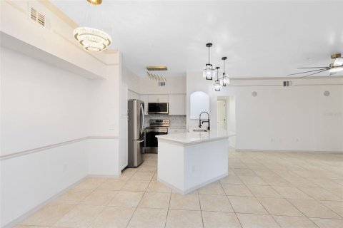 Copropriété à vendre à Orlando, Floride: 4 chambres, 138.33 m2 № 1520490 - photo 9