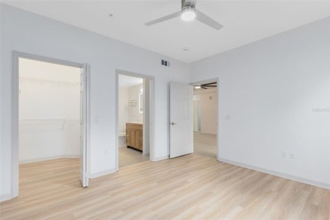Copropriété à vendre à Orlando, Floride: 4 chambres, 138.33 m2 № 1520490 - photo 26