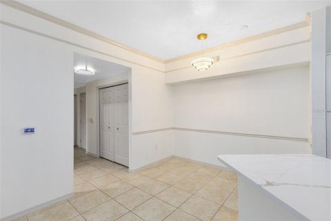 Copropriété à vendre à Orlando, Floride: 4 chambres, 138.33 m2 № 1520490 - photo 12