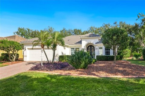 House in Lakewood Ranch, Florida 2 bedrooms, 155.61 sq.m. № 2108947 - photo 2