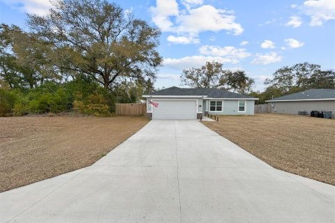 House in Dunnellon, Florida 3 bedrooms, 129.97 sq.m. № 2098738 - photo 2
