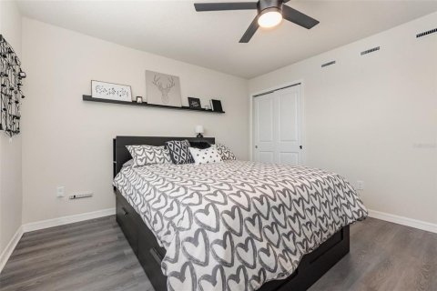 Adosado en venta en Kissimmee, Florida, 3 dormitorios, 165.55 m2 № 1556650 - foto 20