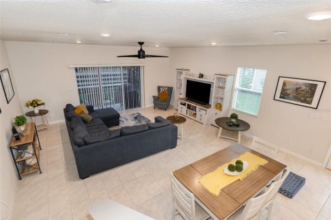Adosado en venta en Kissimmee, Florida, 3 dormitorios, 165.55 m2 № 1556650 - foto 5